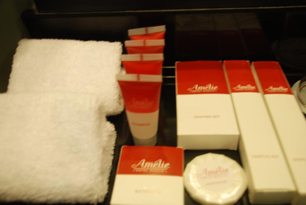 Amelie Hotel Маніла Екстер'єр фото
