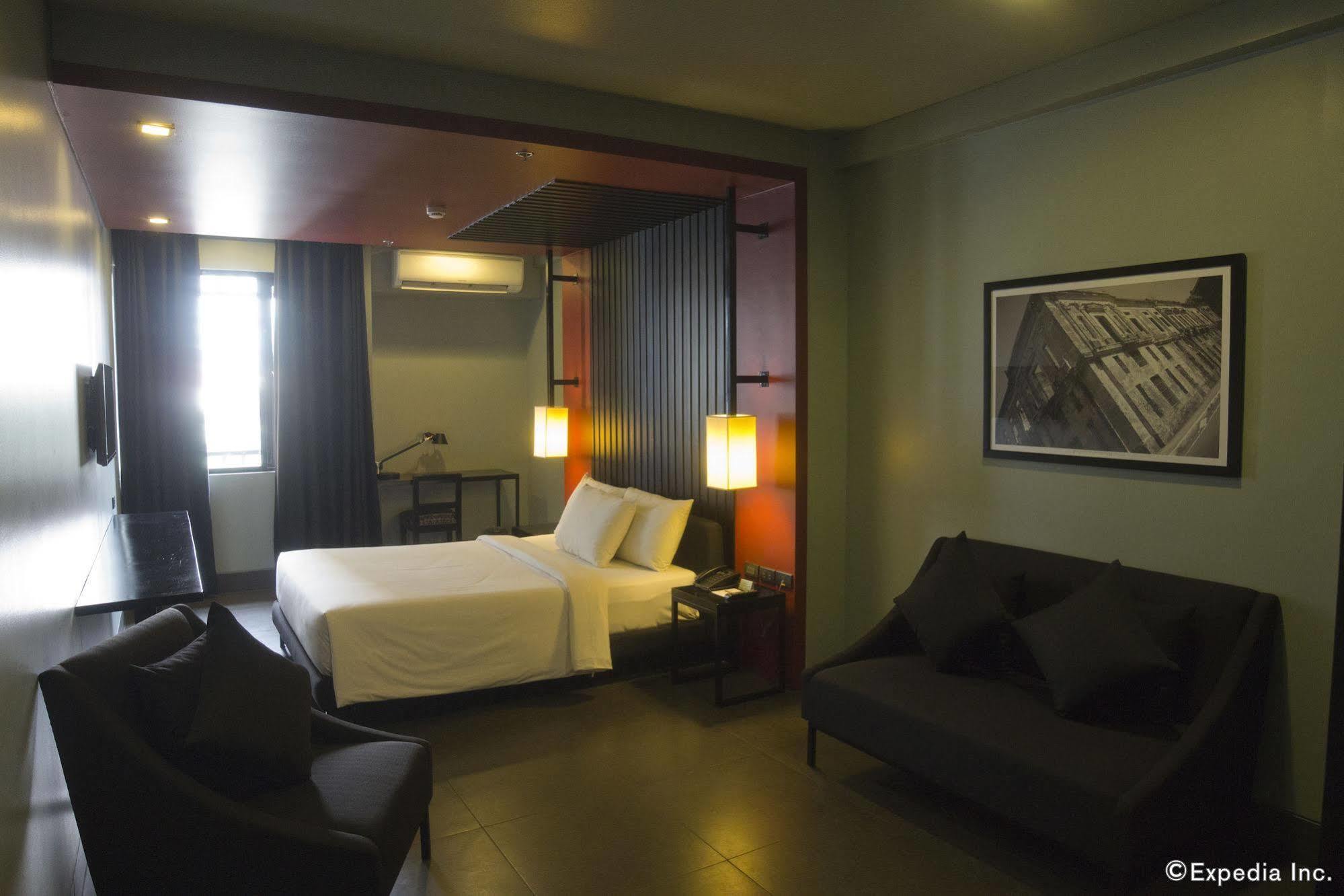 Amelie Hotel Маніла Екстер'єр фото